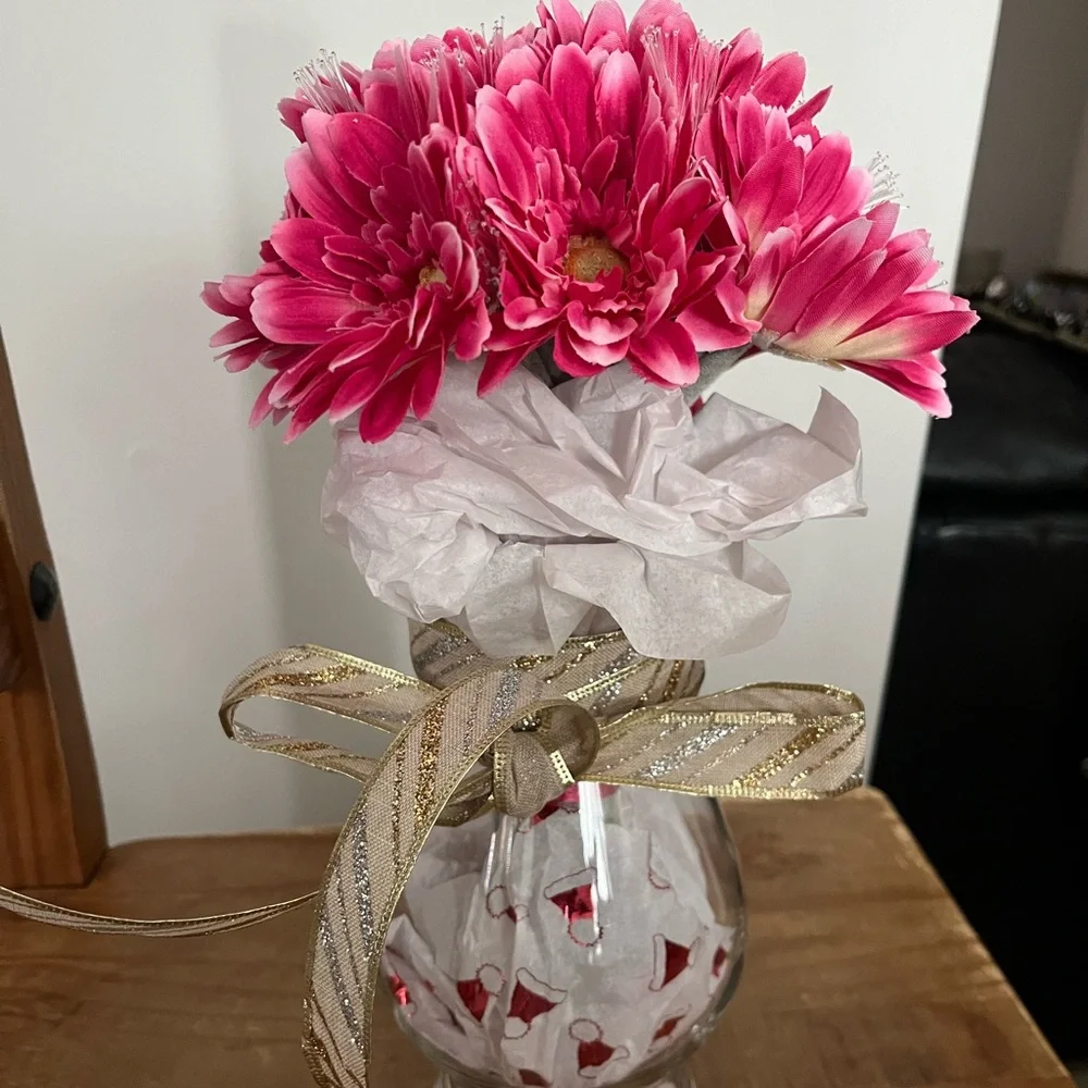 AVON Pink Dahlia Fibre Optic Arrangement